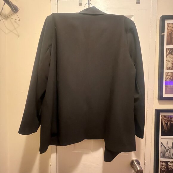 ELOQUII Blazer, Black, Long Relaxed Fully lined, size 18 - Picture 2 of 6